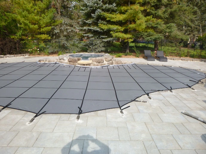safety cover with attached spa
